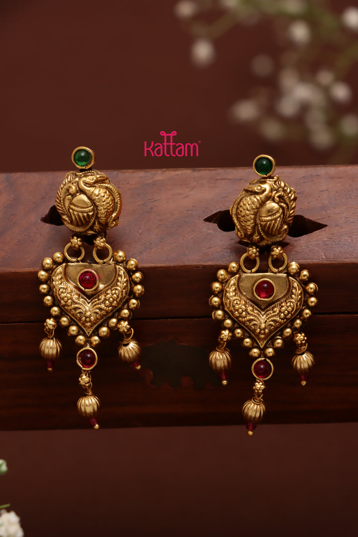 Kaariha  -  Statement Earring Design 9