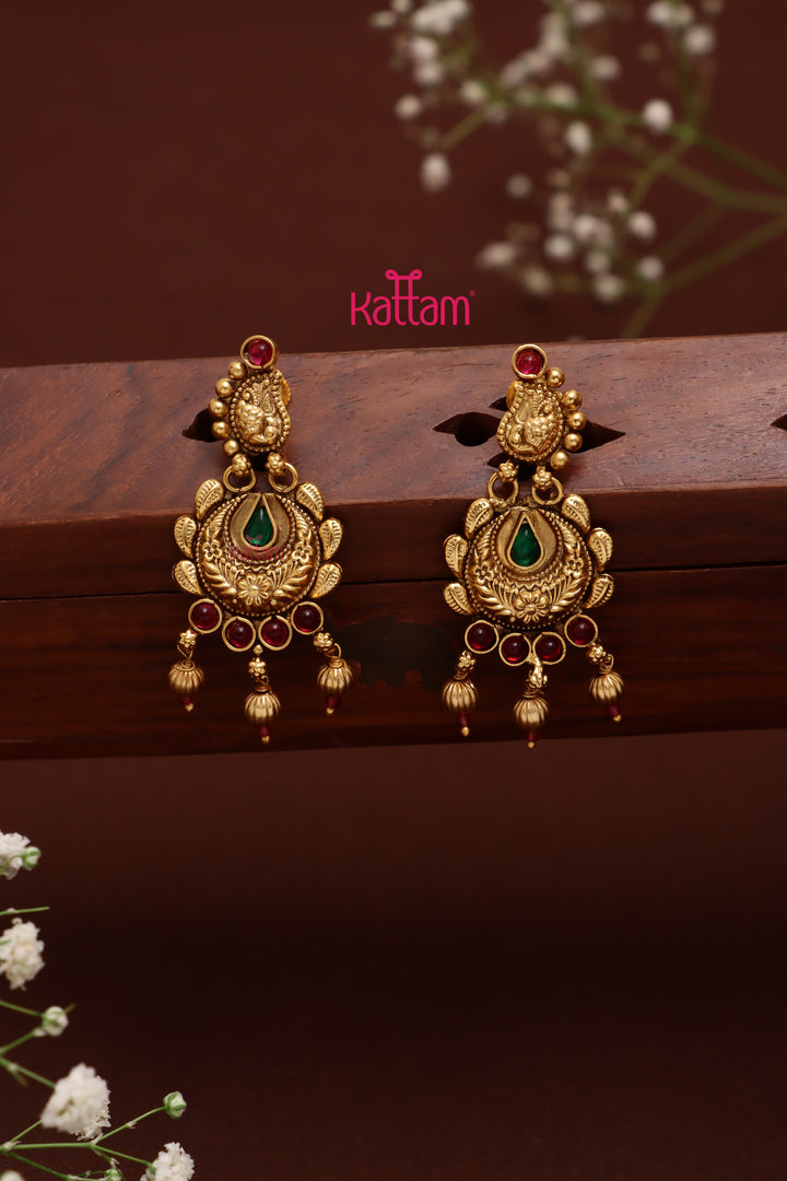 Kaariha  -  Statement Earring Design 8