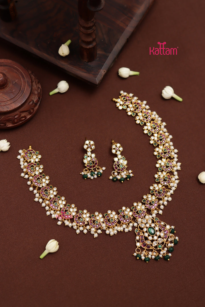 Multi Peacock Pearl Necklace