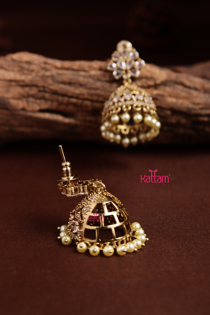 AD Pattern White Jhumka