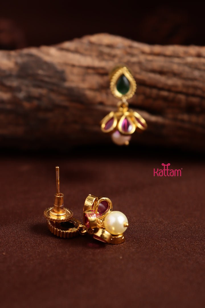Thilak Pearl Mini Jhumka