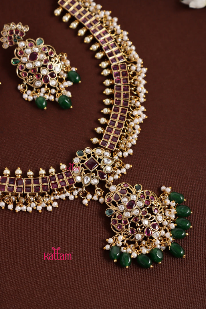 Kemp Patterned Bead Necklace