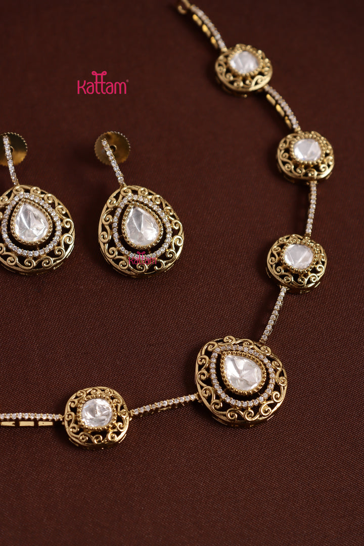 Gia - AD Stone Choker