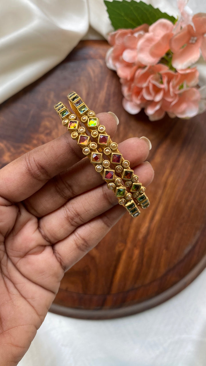 Kundan Festive Bangle Set ( Set of 2 ) - KB084 - V4