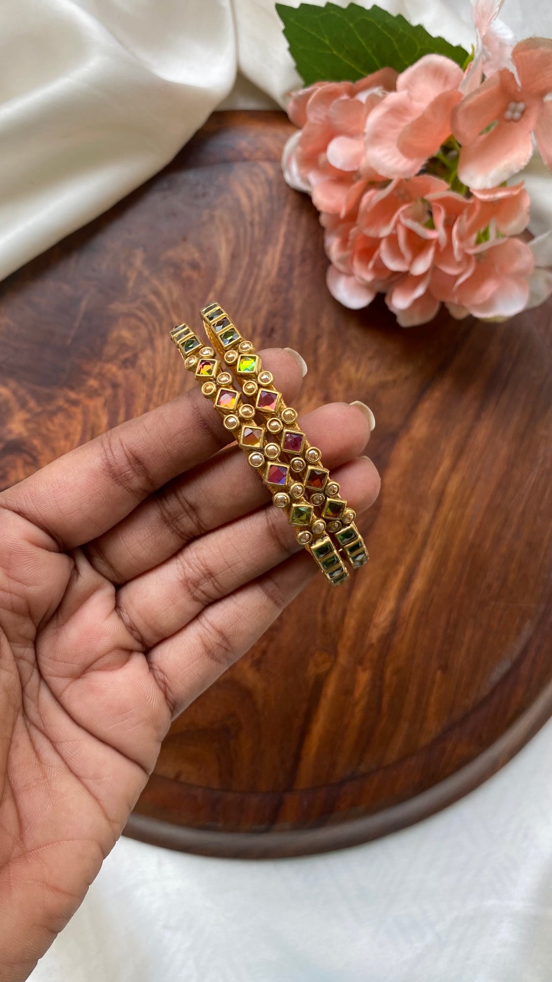 Kundan Festive Bangle Set ( Set of 2 ) - KB084 - V4