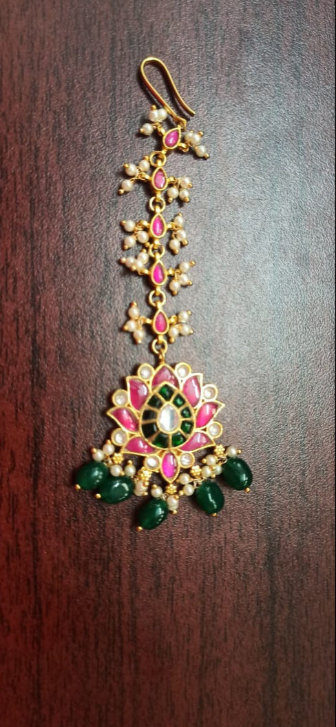 Lotus Tilak Maang Tikka