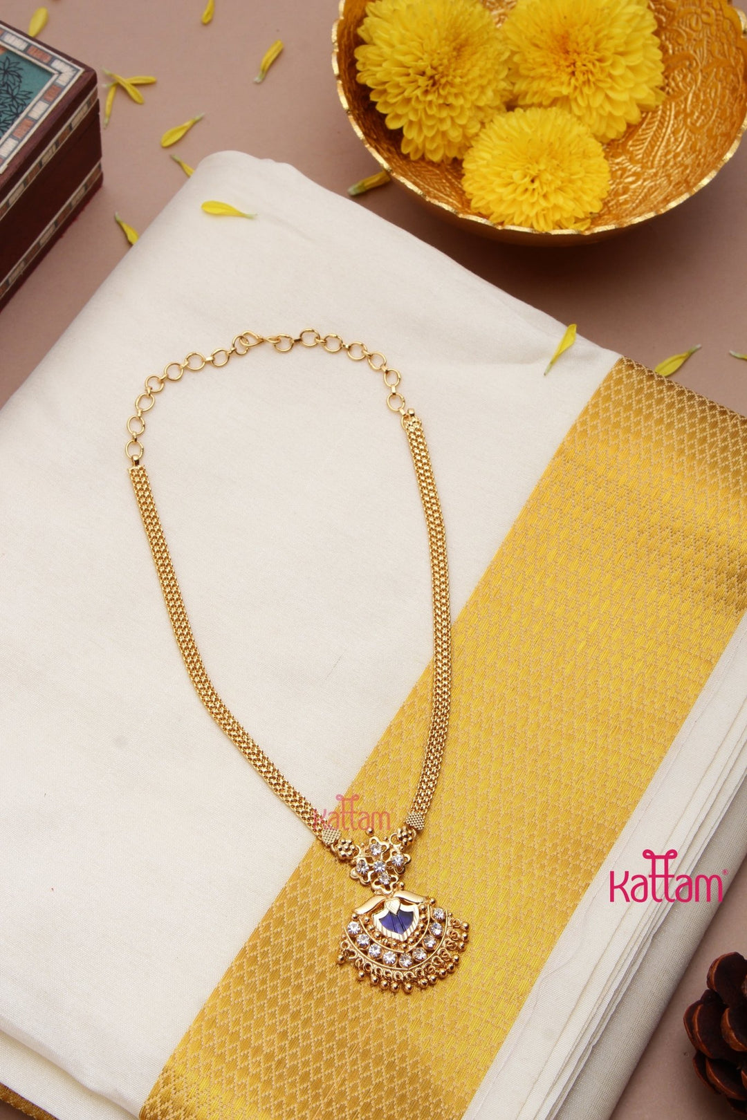Aarathy - Kerala Blue Pendant Chain - N3196