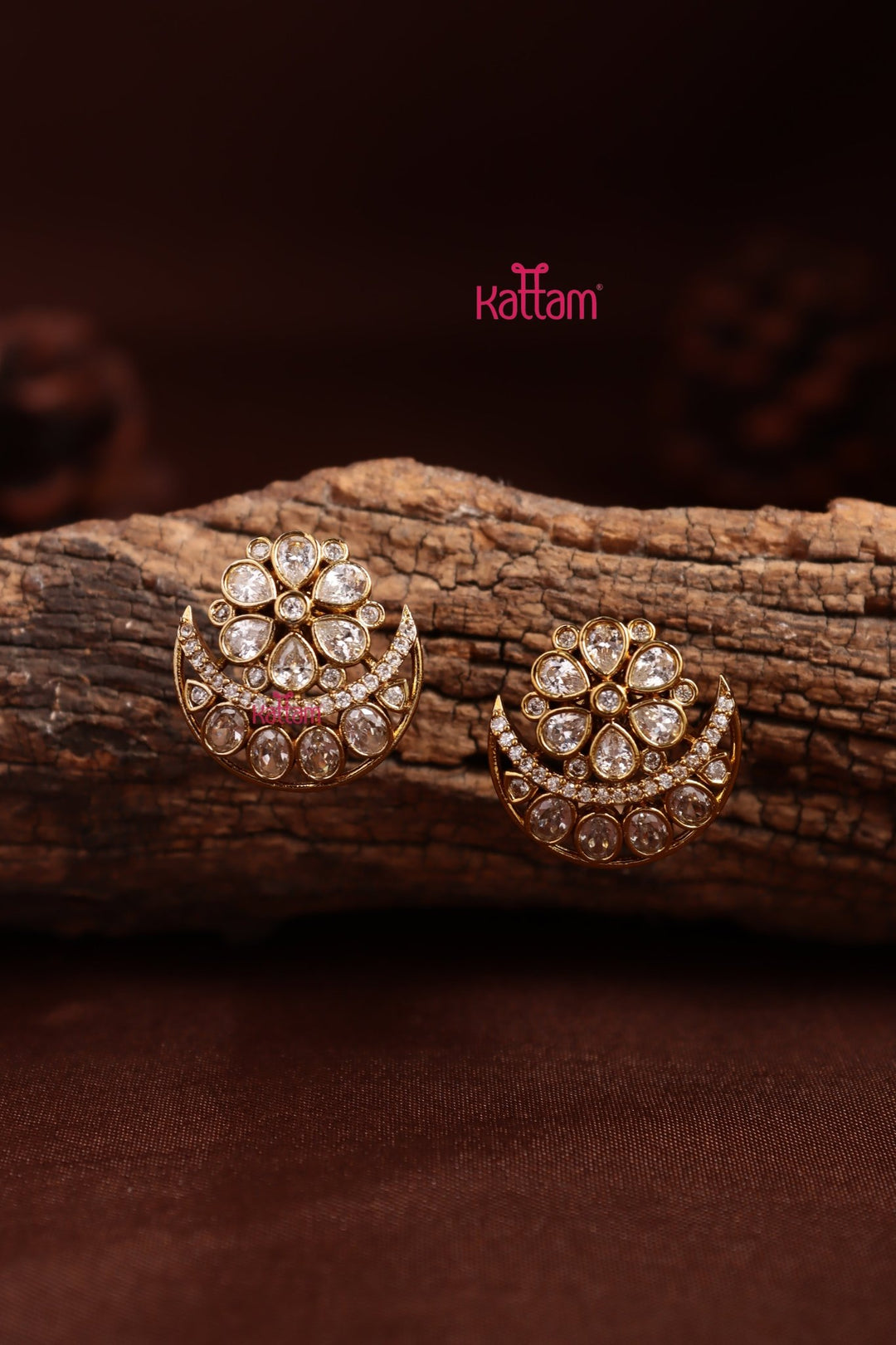 AD Chandbali Stud - E1334