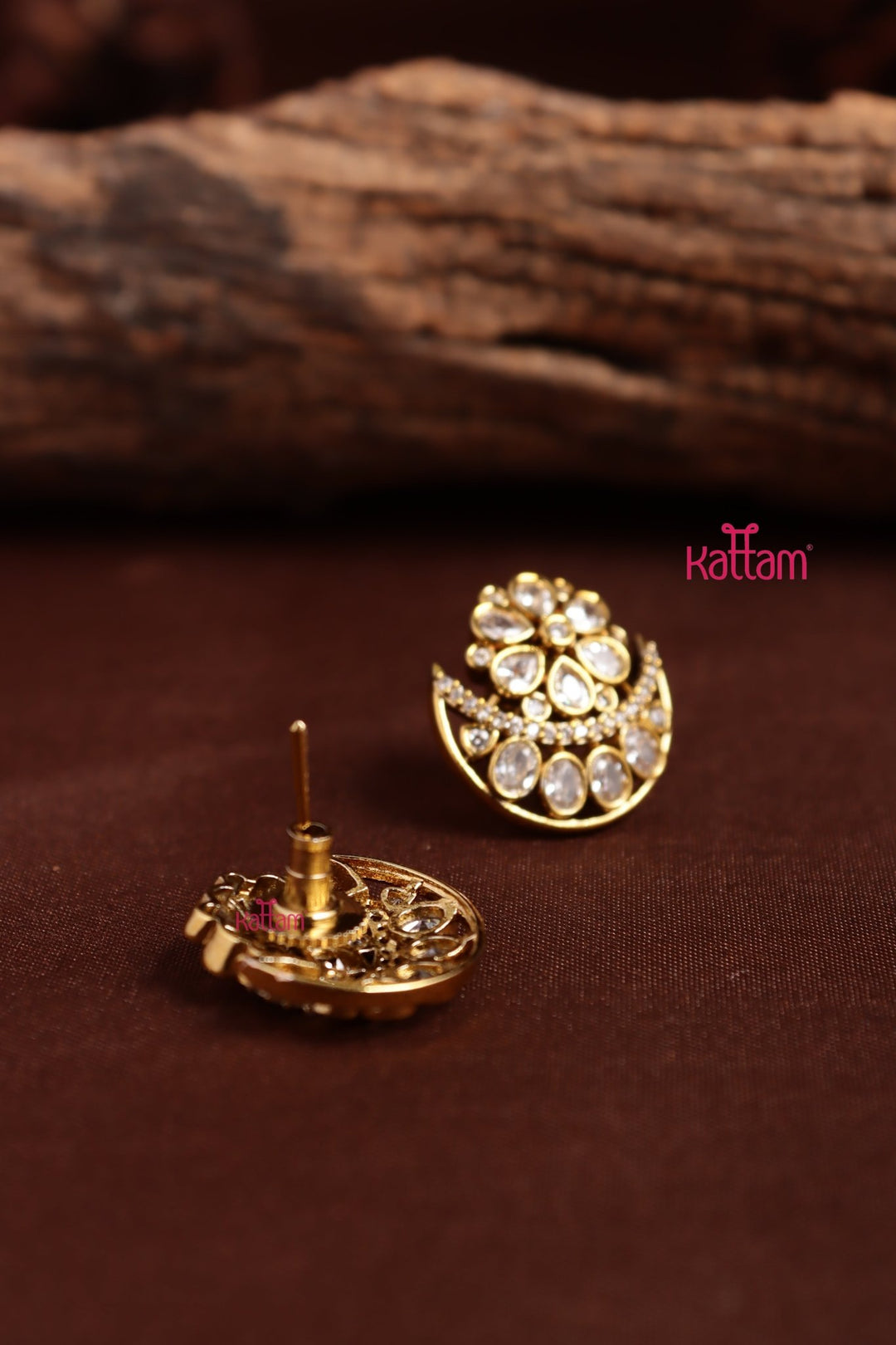 AD Chandbali Stud - E1334