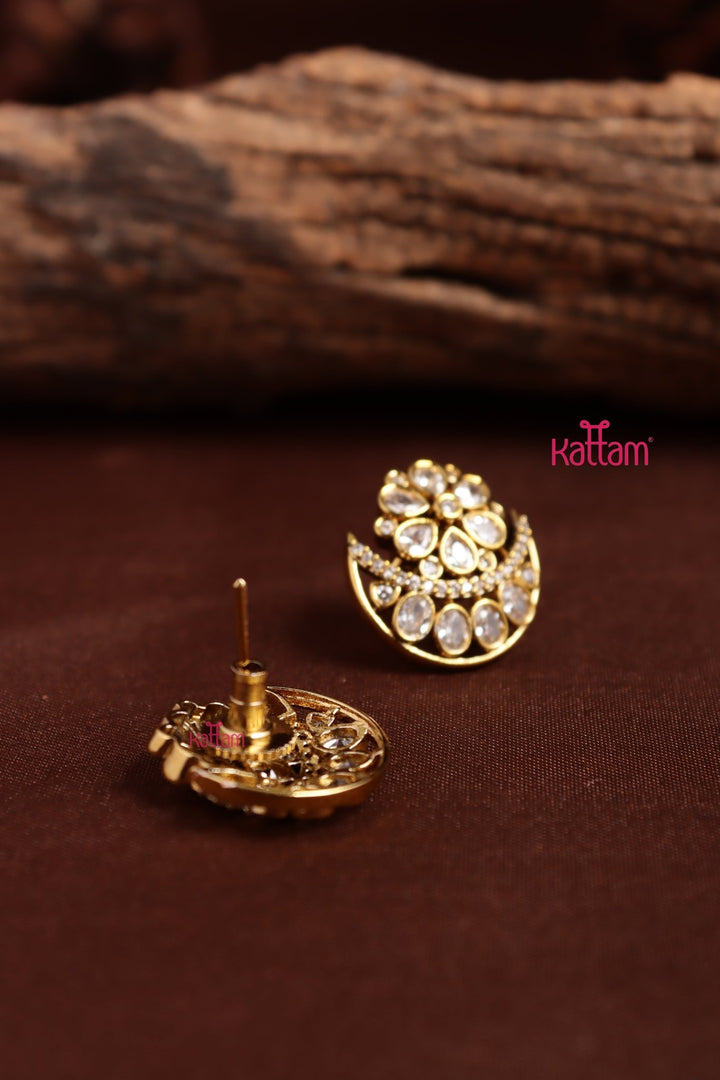 AD Chandbali Stud - E1334