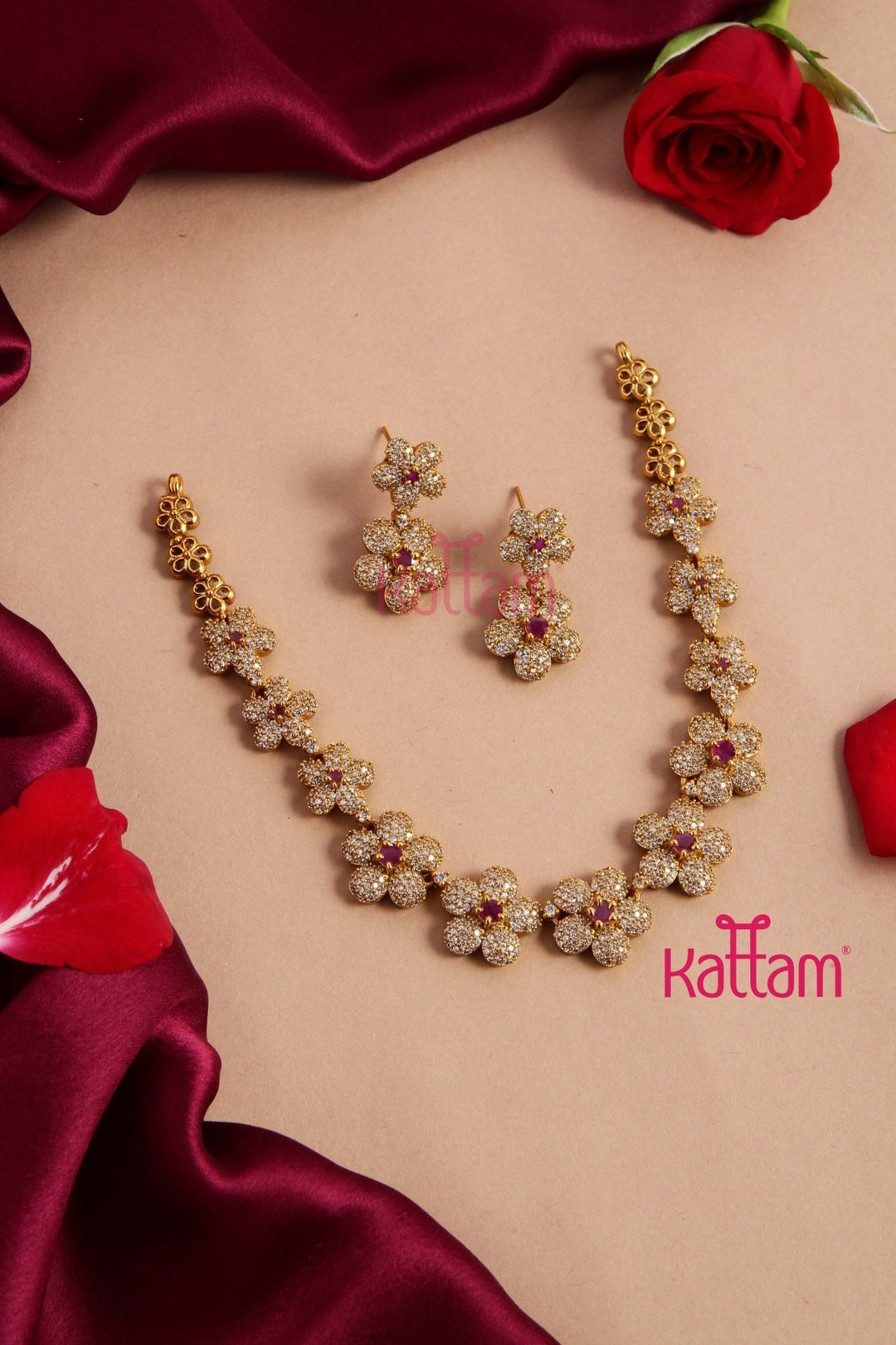 AD Cute Flower Stone Necklace - N5030