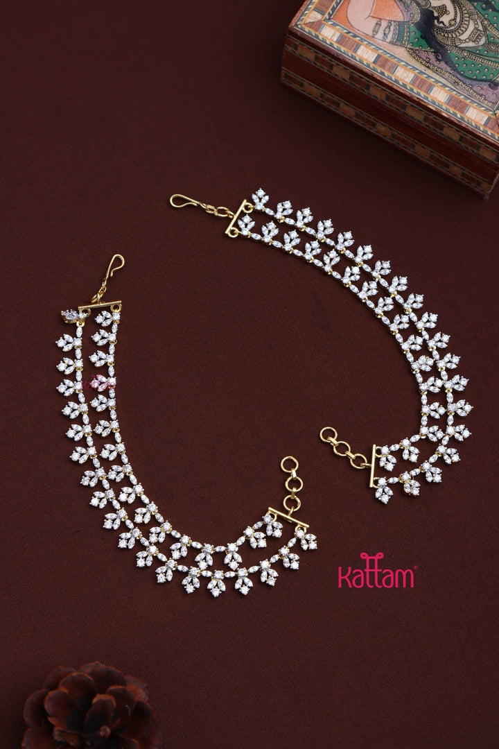 AD Fancy Leafy Two Line Earchain - EC045