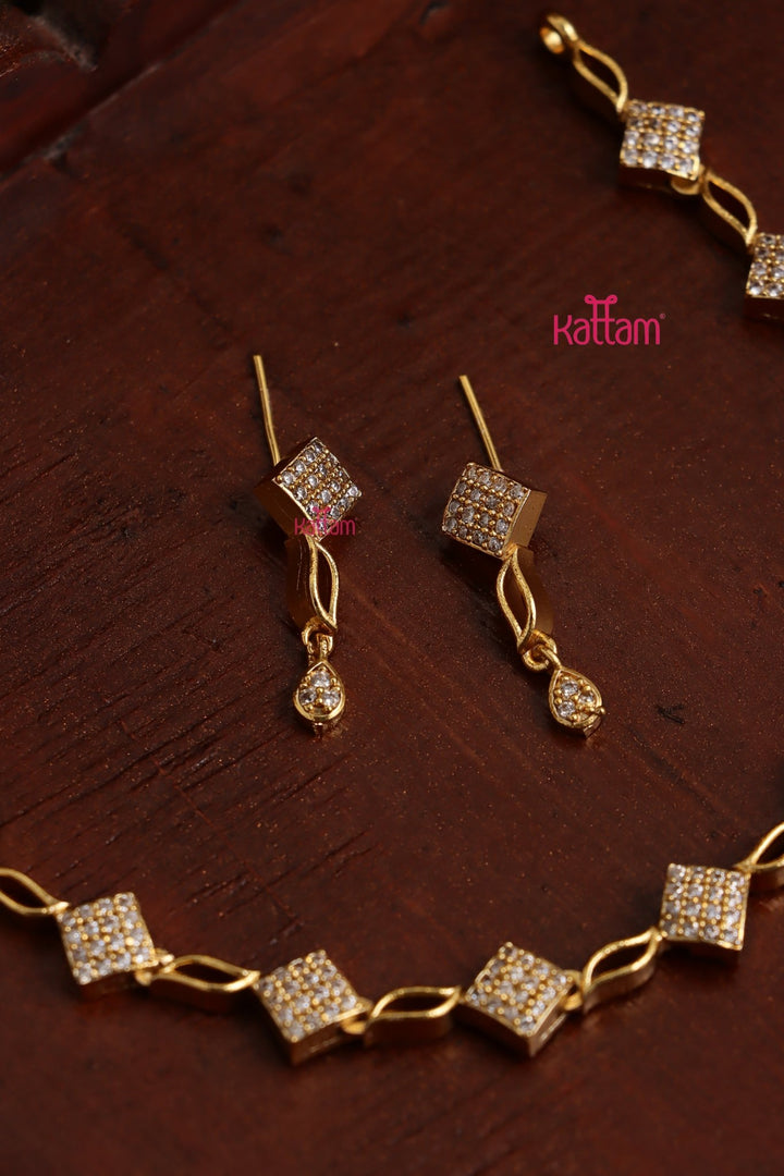 AD Simple Partywear Choker - N5351