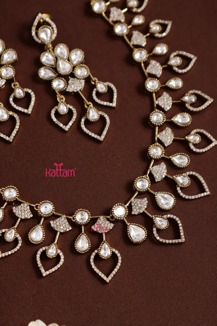 Angelica - AD Stone Leaf Choker - N5382