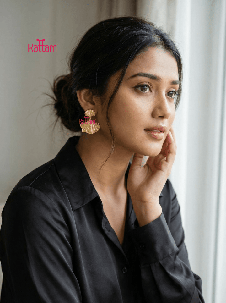 Anti Tarnished Ginko Leaf Earring - ATE04