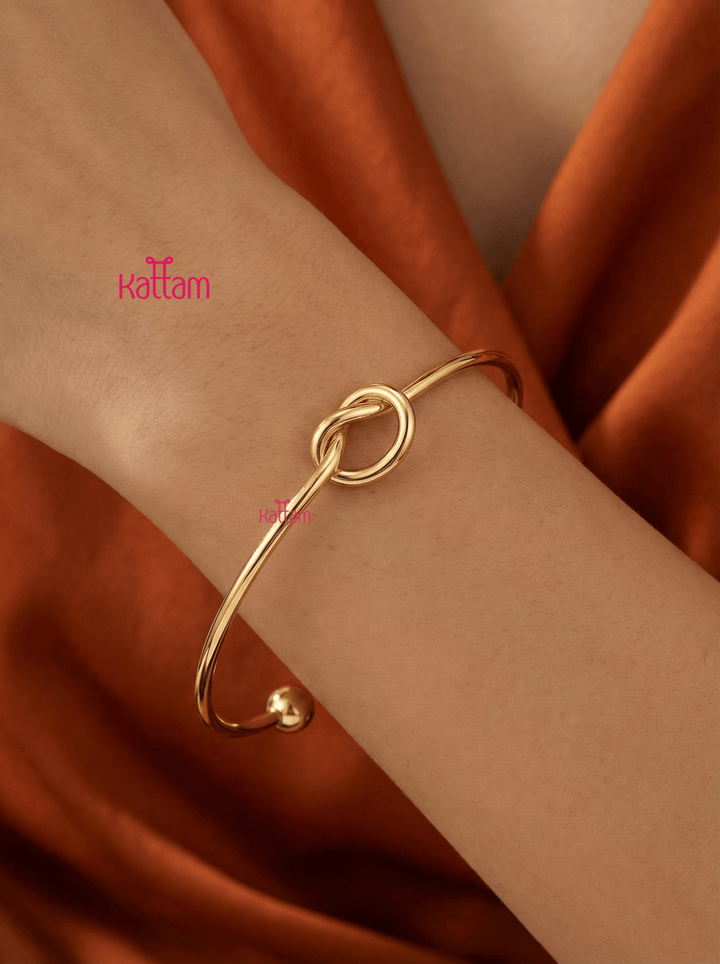 Anti Tarnished Love Knot Bracelet - ATB9