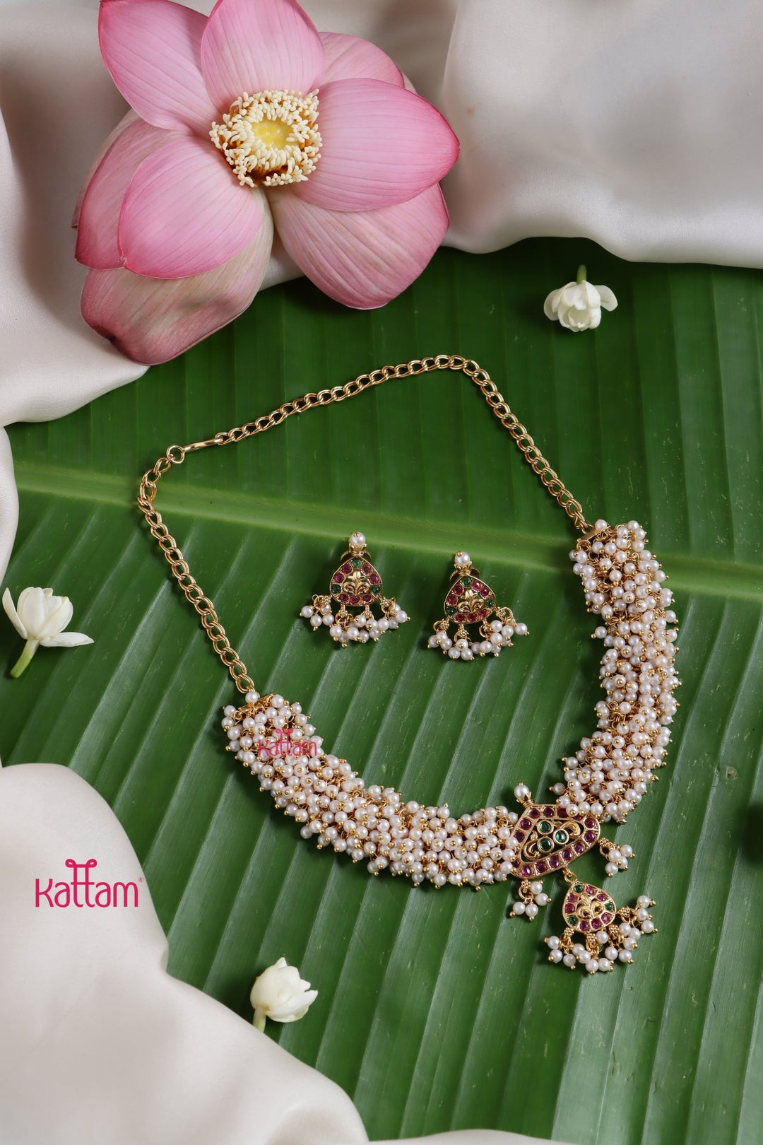 Arunya - Cluster Pearl Choker Set - N3762