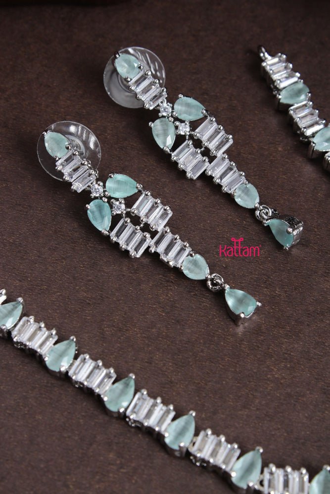 Ayra - Pastel Green Drop Stone Choker - N2211