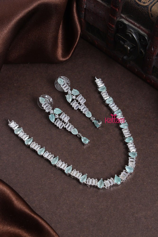 Ayra - Pastel Green Drop Stone Choker - N2211