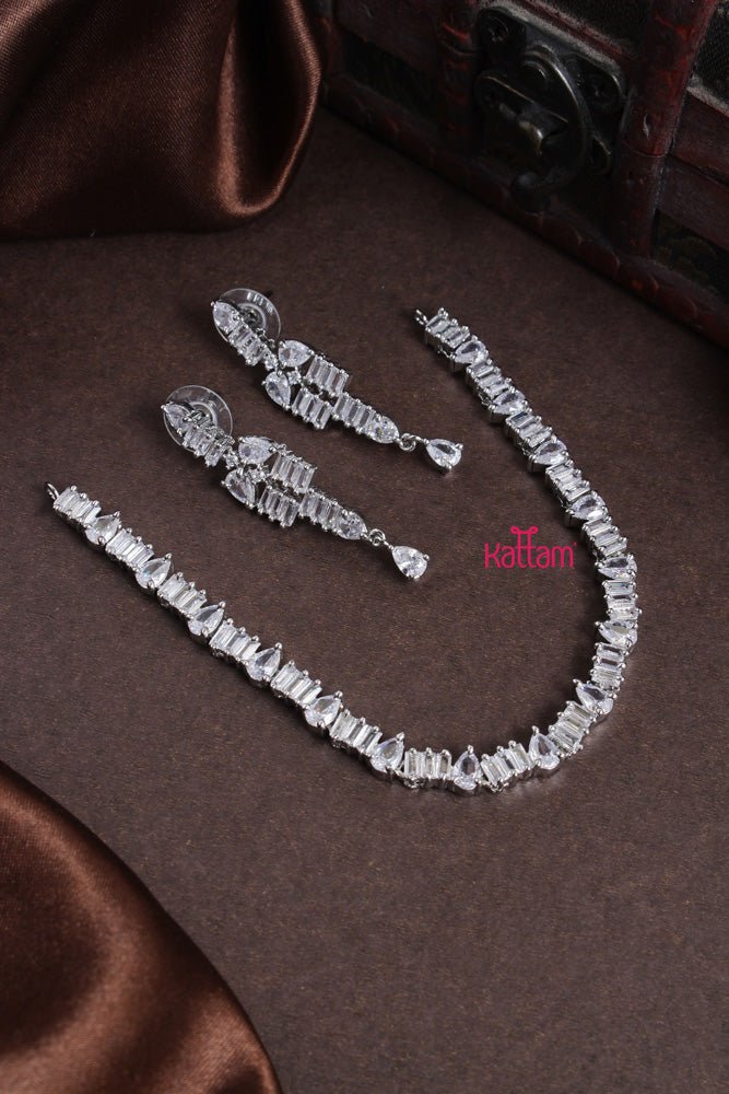 Ayra - White Drop Stone Choker - N2208