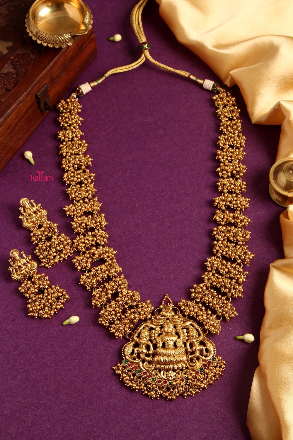 Bridal Grand Goddess Gold Trims Pendant Guttapusalu - N1200