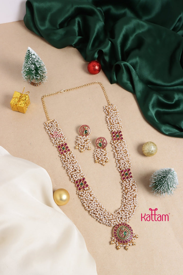 Chakra Peacock Pearl Clustered Haram - N3452