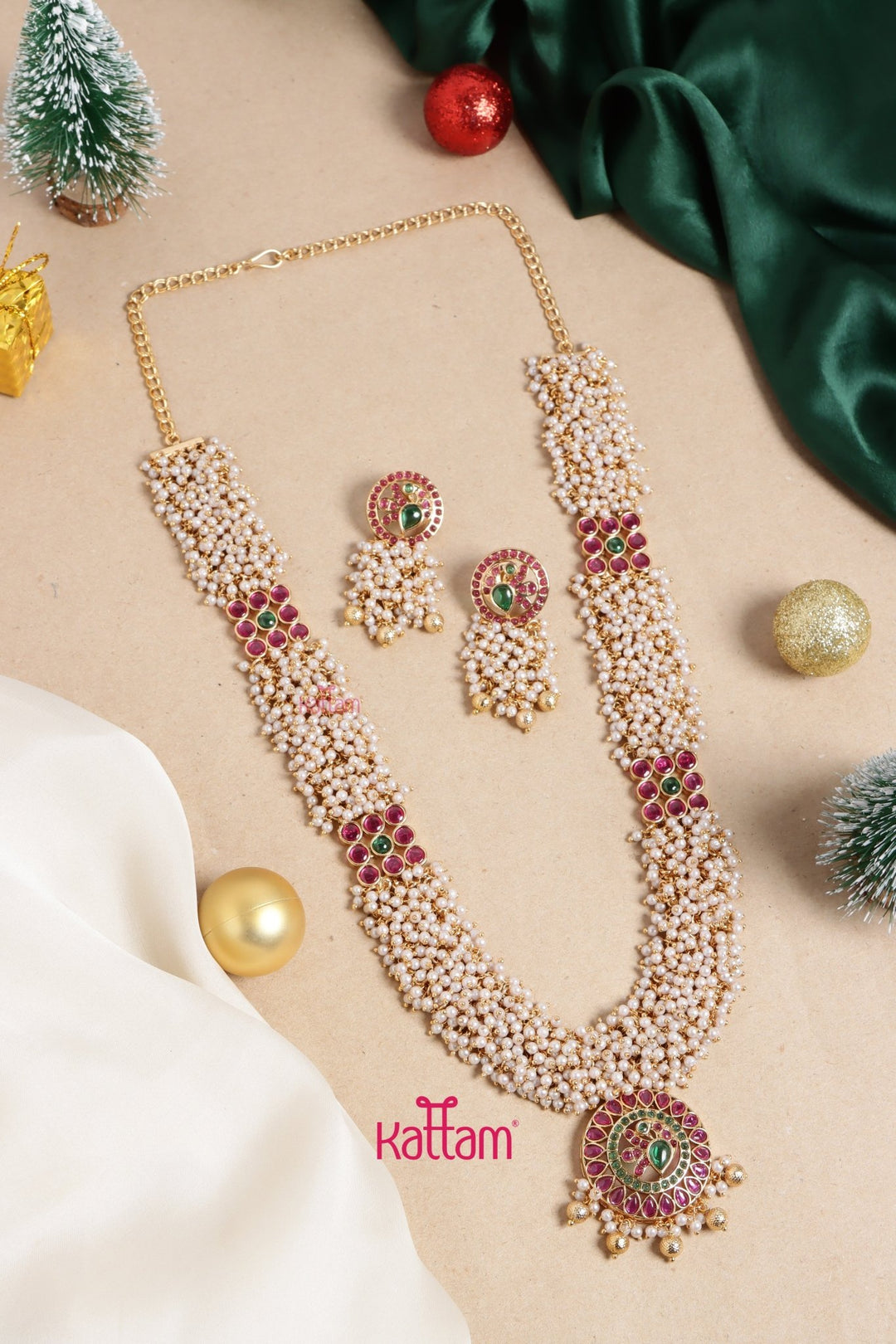 Chakra Peacock Pearl Clustered Haram - N3452