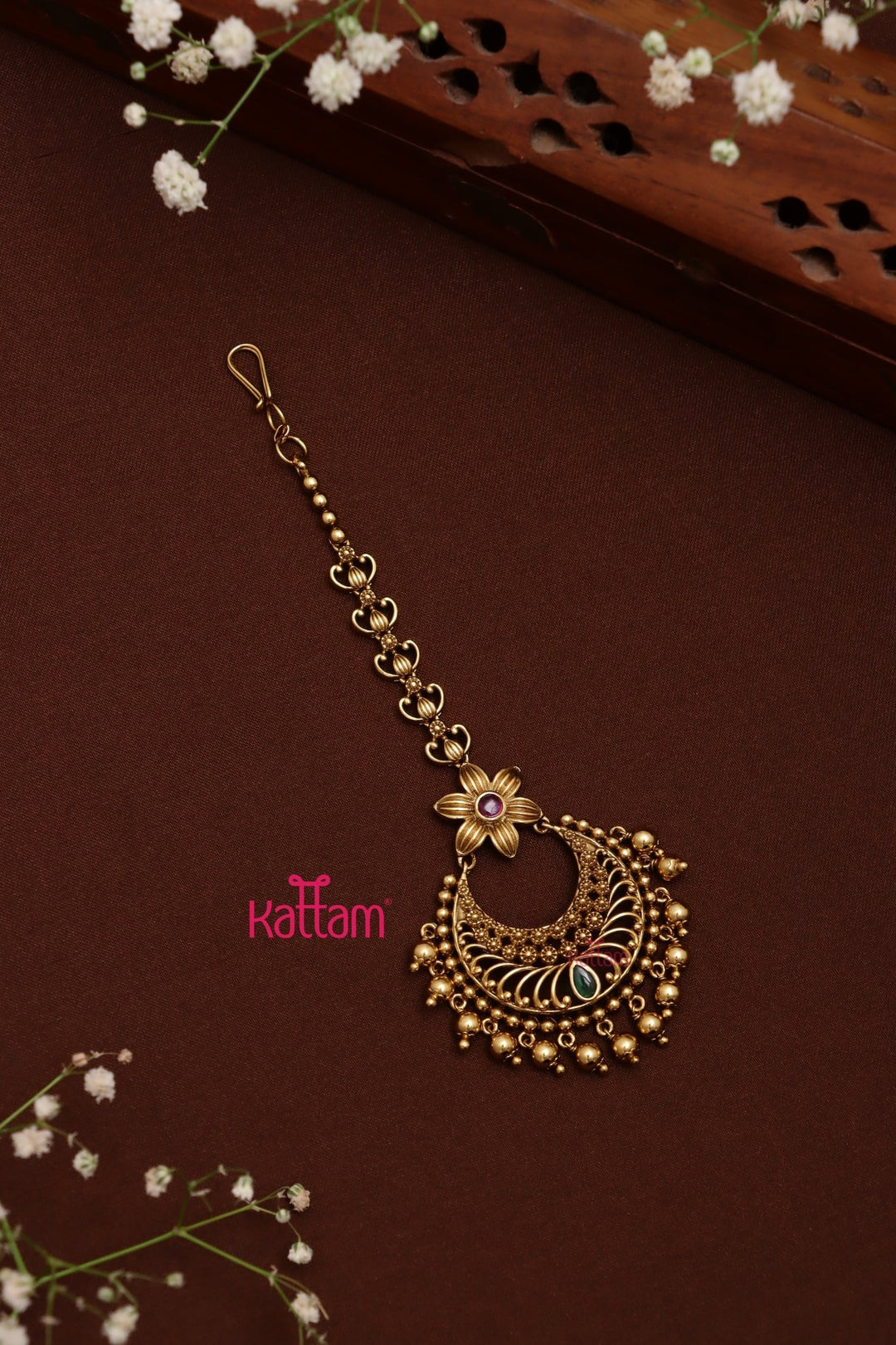 Chandbali Flower Maangtikka - MT139