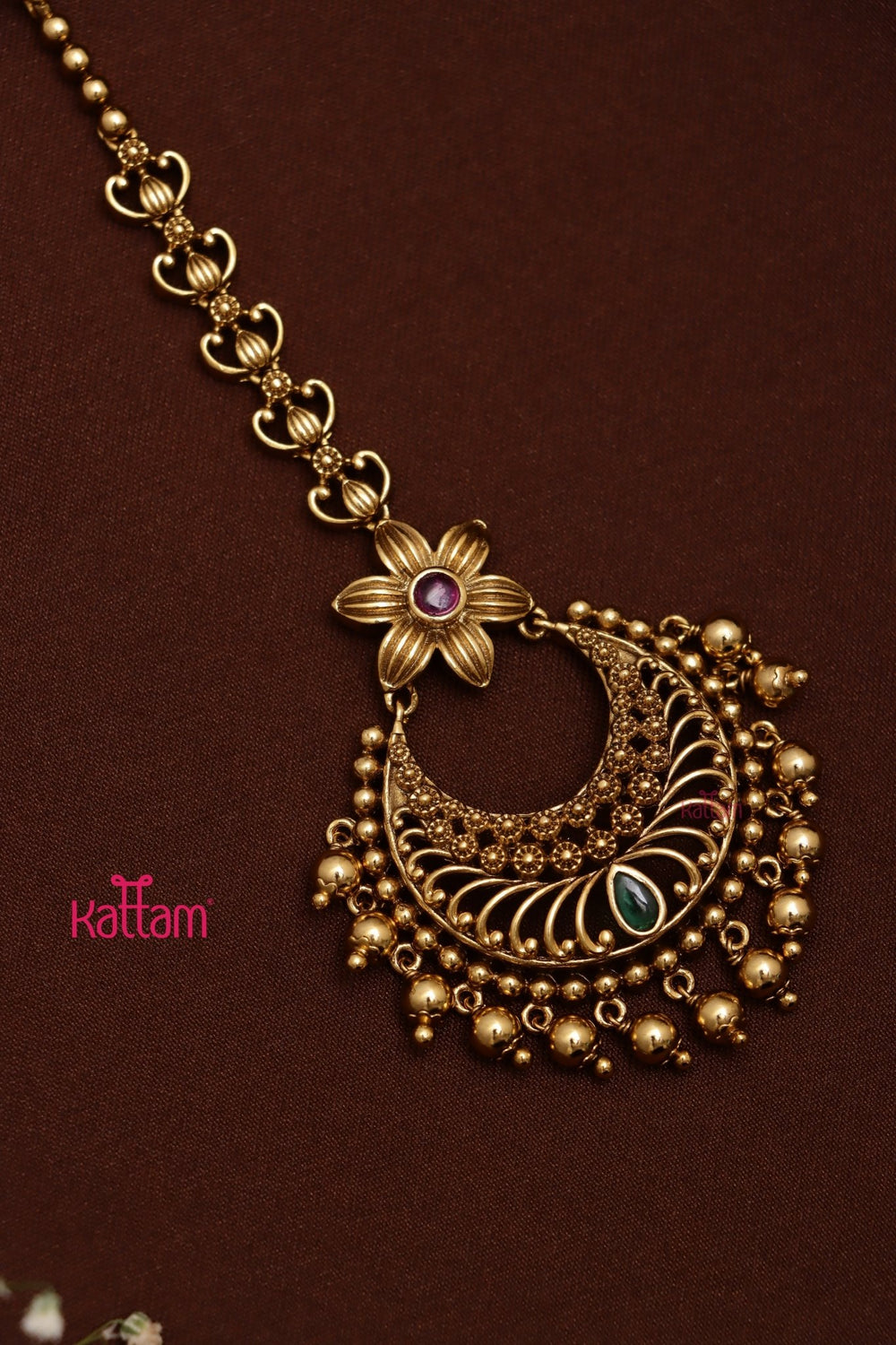 Chandbali Flower Maangtikka - MT139