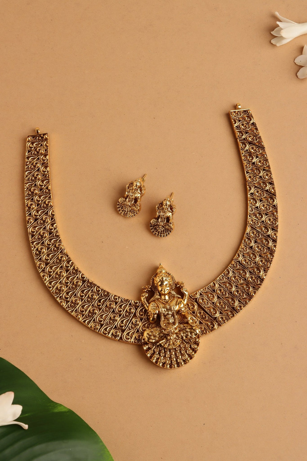 Classic Nagas Lakshmi Necklace - N4105