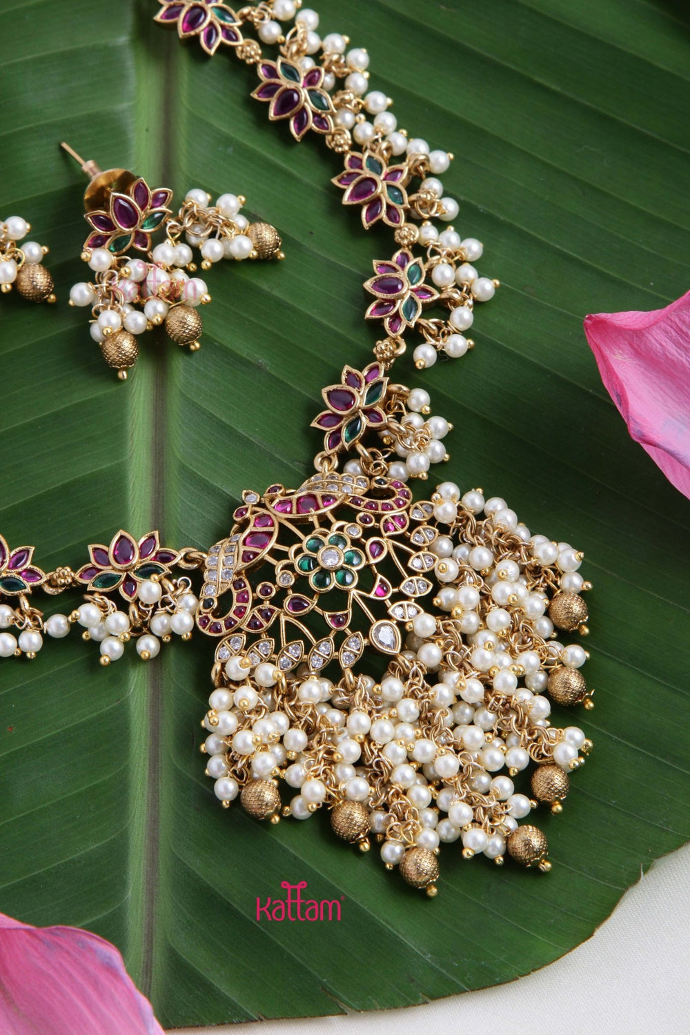 Clustered Lotus Pearl Necklace - n2732