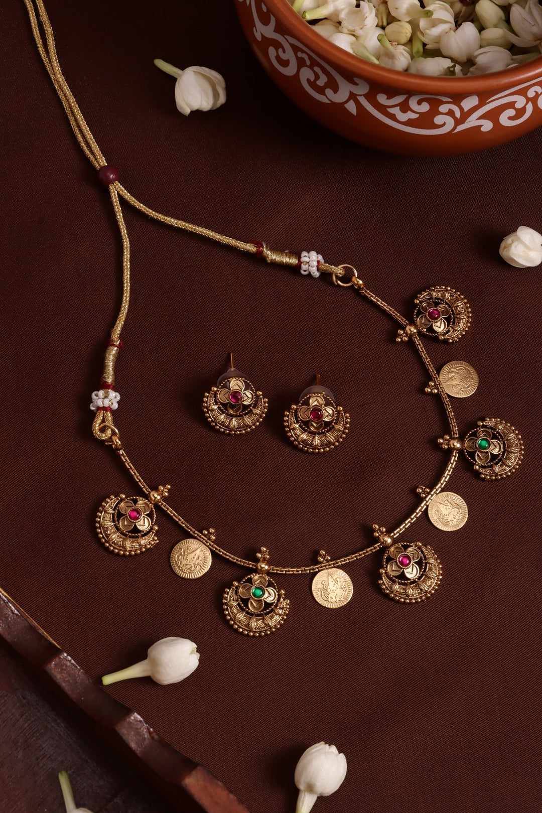 Coin Chandbali Choker - RubyGreen - N4122