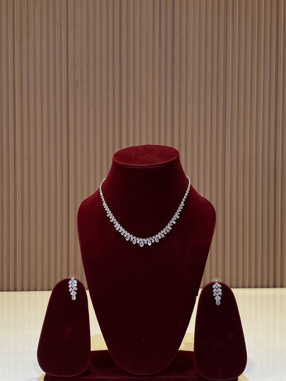 Cubic Zicronia Stone Sparkle Silvertone Necklace - SPN43