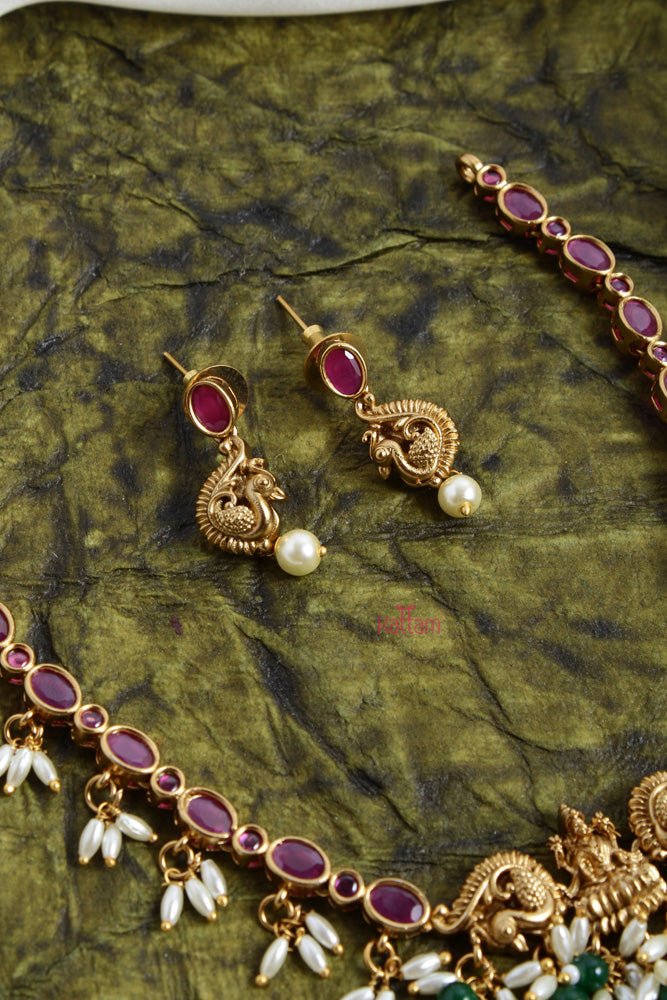 Dainty Ruby Goddess Rice Pearl Choker - N2479