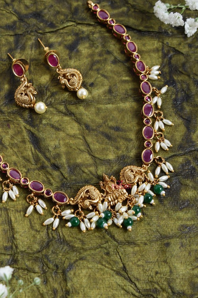 Dainty Ruby Goddess Rice Pearl Choker - N2479