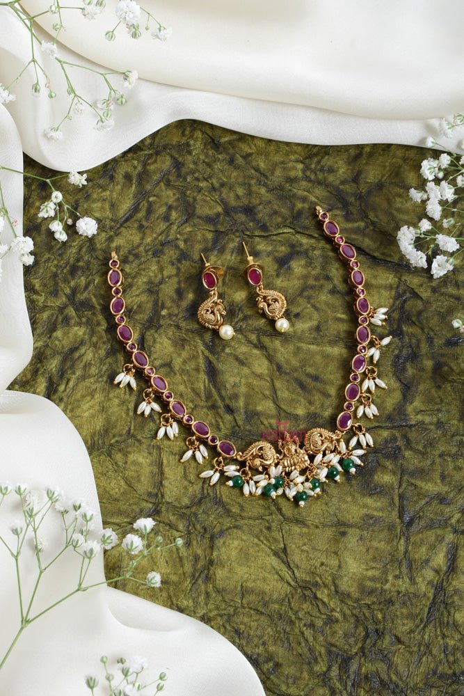 Dainty Ruby Goddess Rice Pearl Choker - N2479