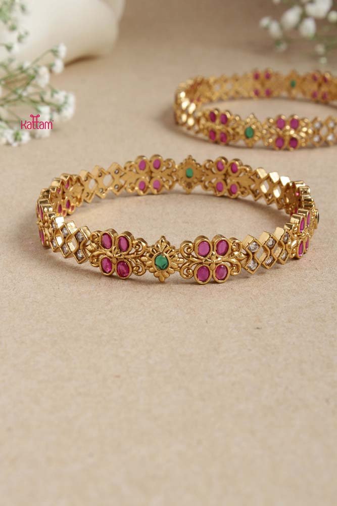 Designer Motif Bangle - B479- V4