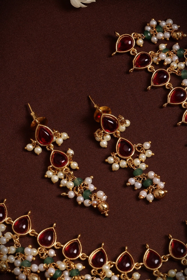 Drop Pearls Choker - N4142