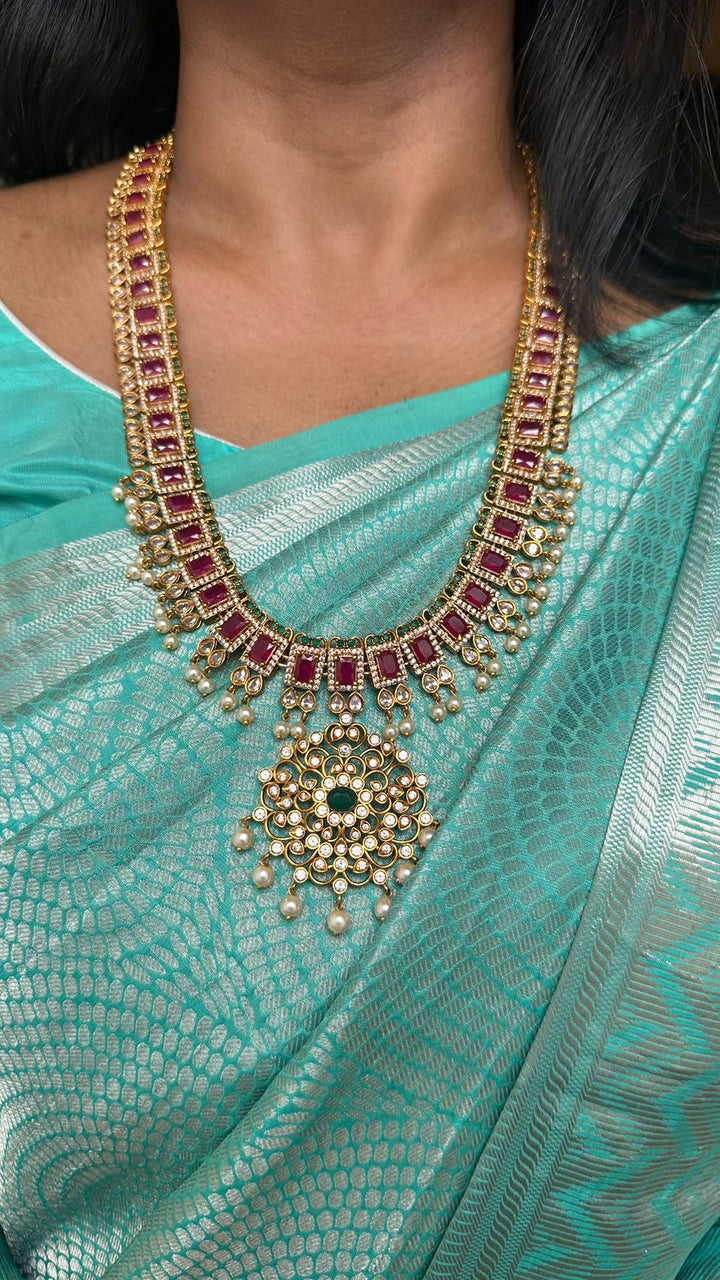 Elegant Red Green White Stone Haram - N1254