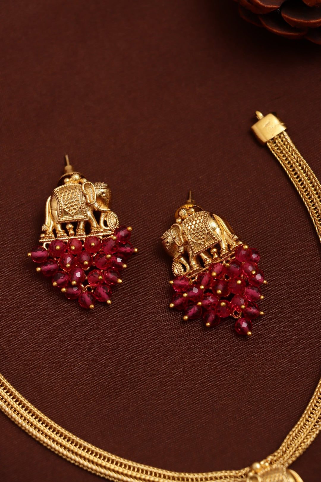 Elephant Attigai - Ruby - N3715