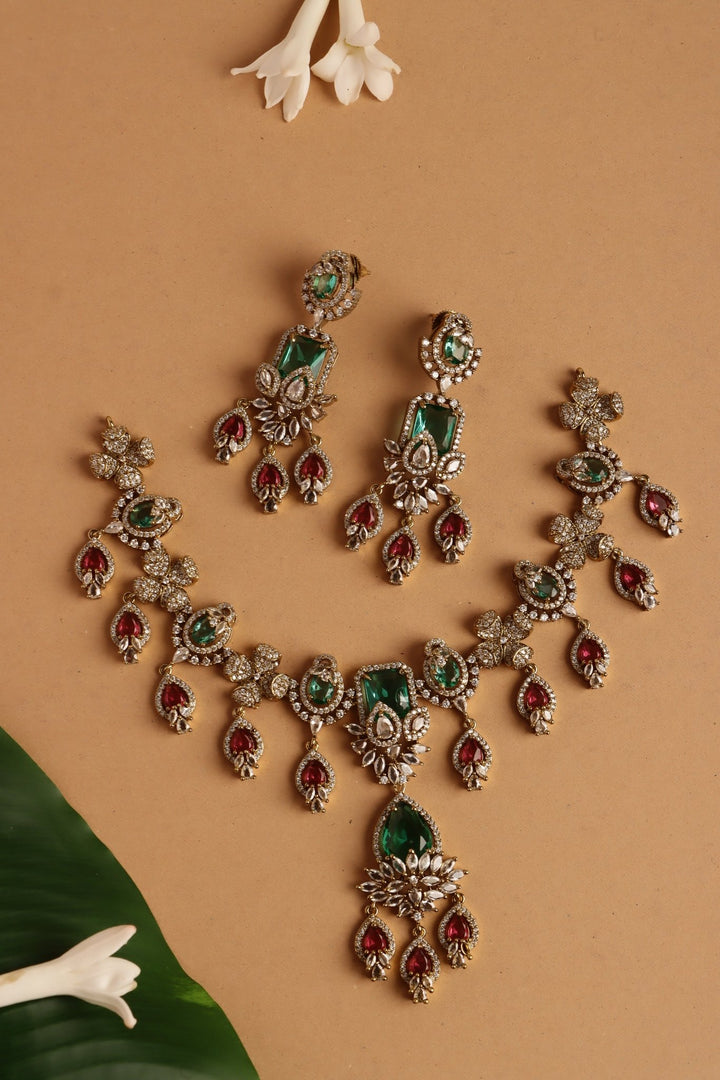 Elsa - Victorian Flower Necklace - N6177