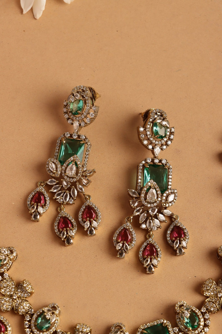 Elsa - Victorian Flower Necklace - N6177