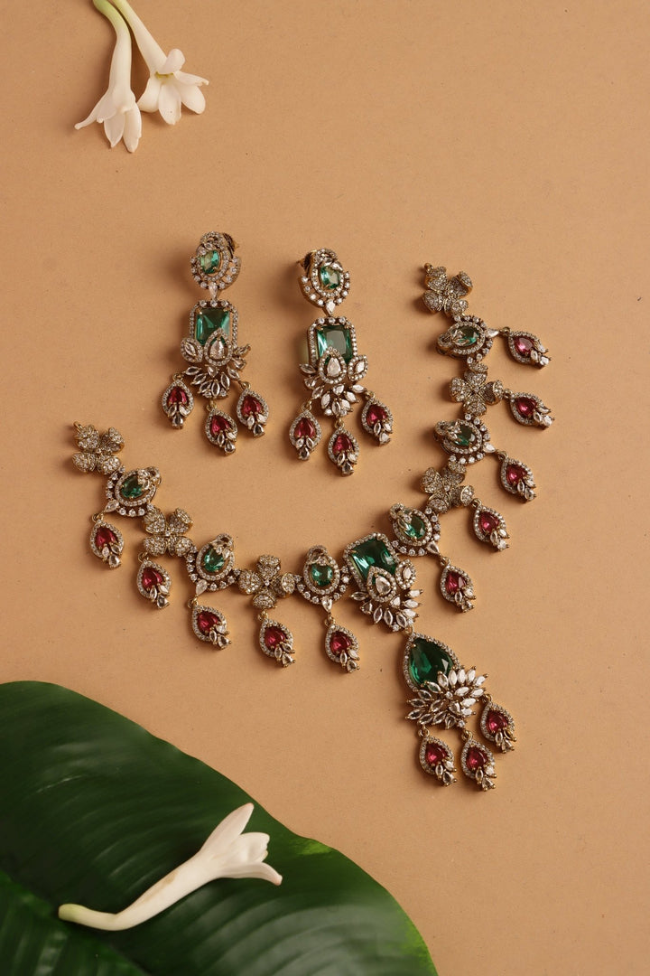 Elsa - Victorian Flower Necklace - N6177