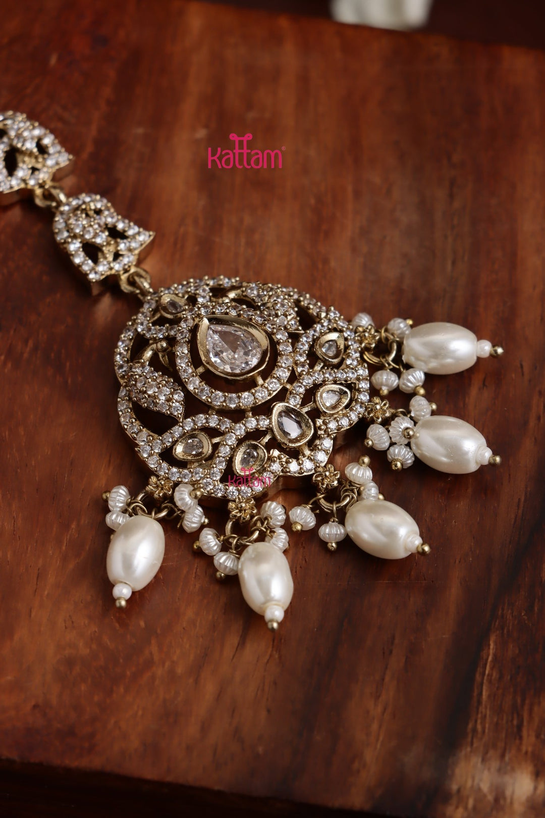 Envi - Victorian Pearl Maangtikka - MT169