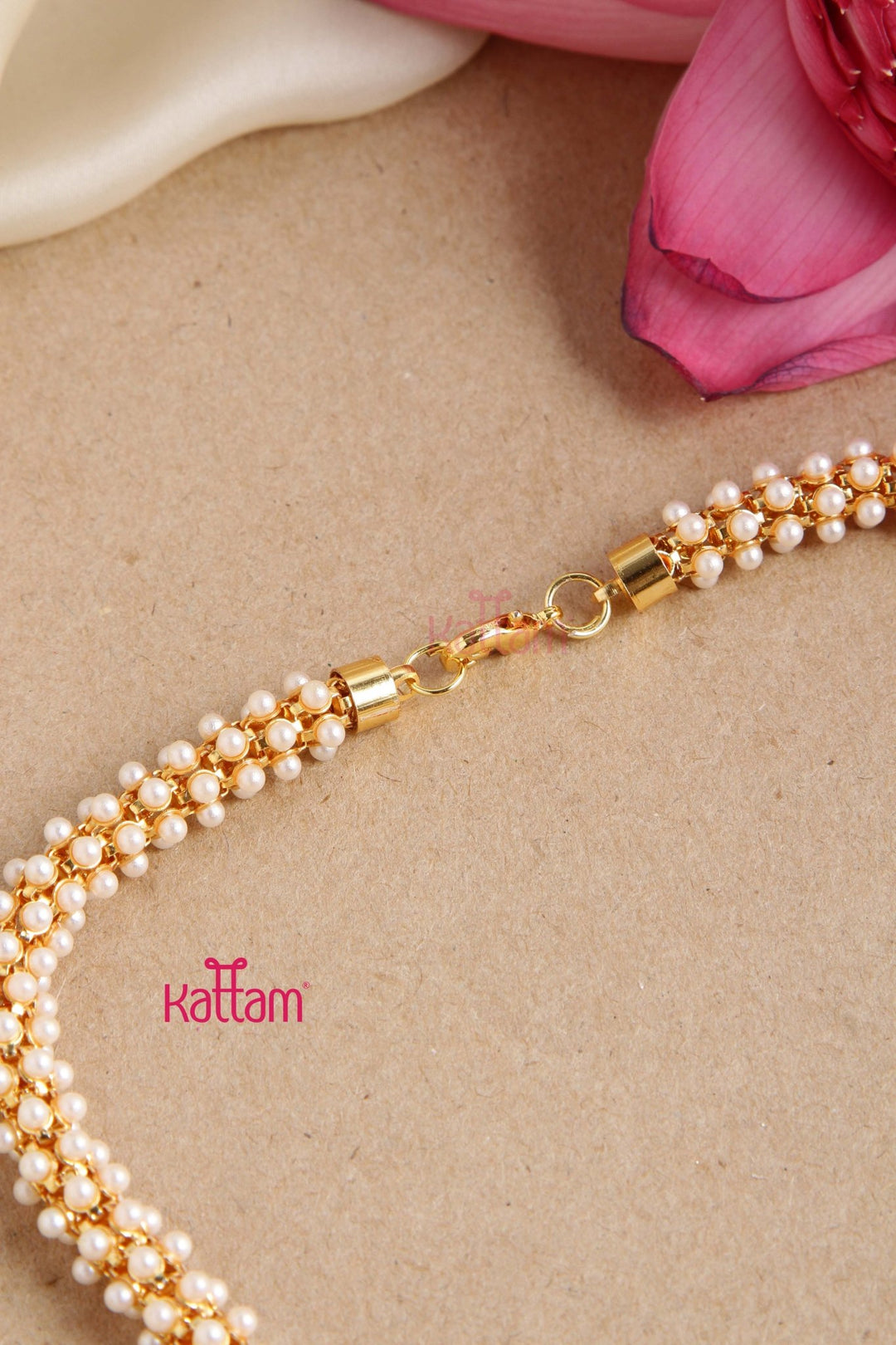 Fancy Goldtone Cluster Pearl Chain - N2764
