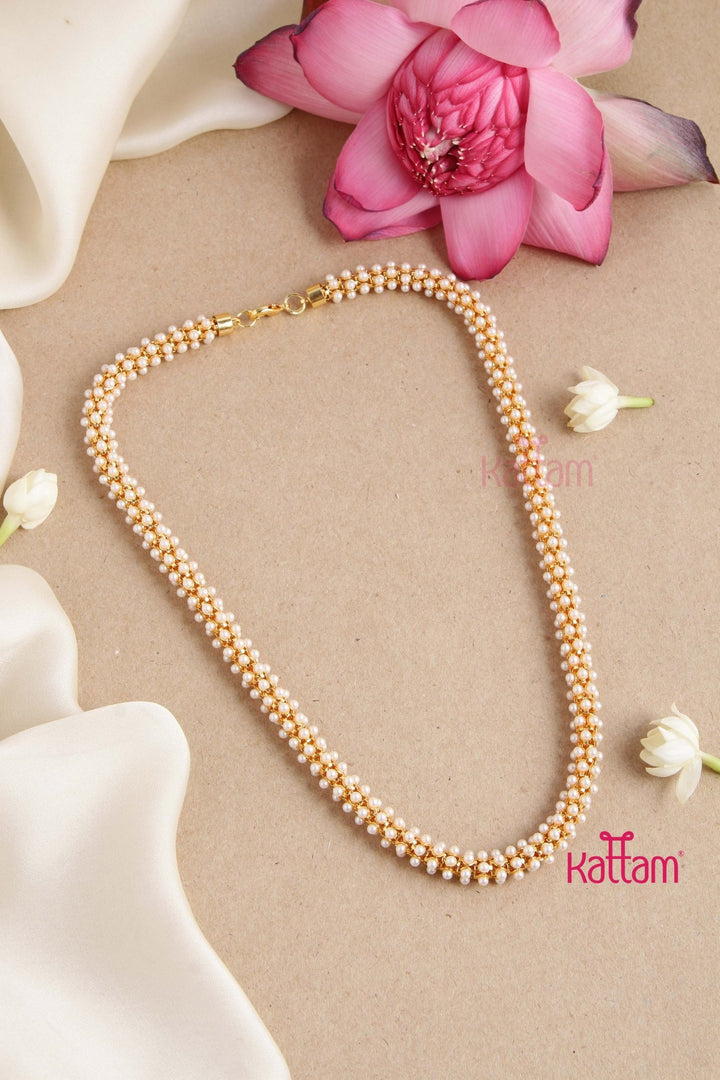 Fancy Goldtone Cluster Pearl Chain - N2764