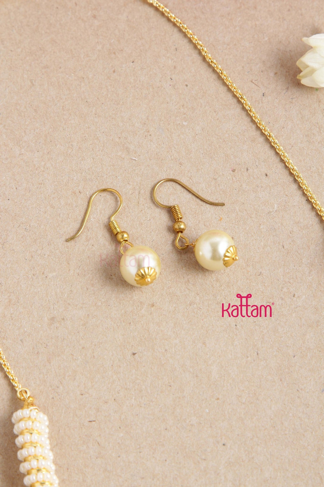 Fancy Pearl Hasli Choker - N2768