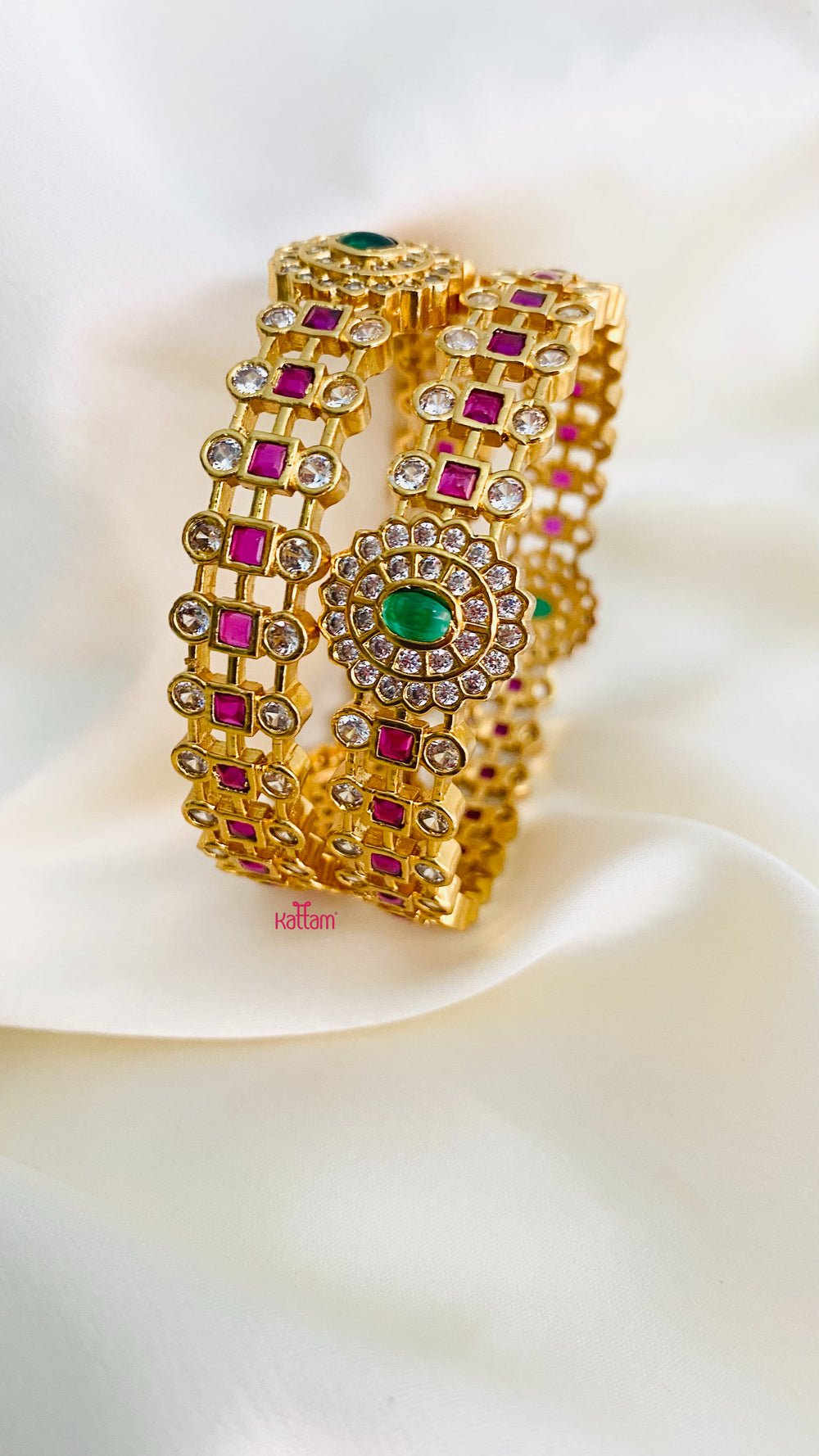 Festive Stone Bangle - B110