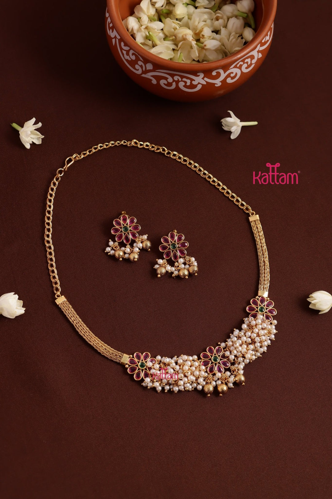 Flower Cluster Pearl Choker - N3782