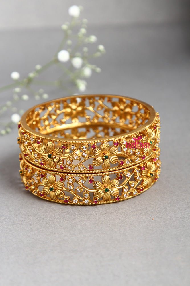 Flower Design Stone Bangle - B367 - V4